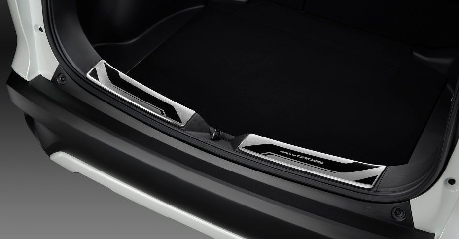 Ốp bậc lên xuống bảo vệ cản sau